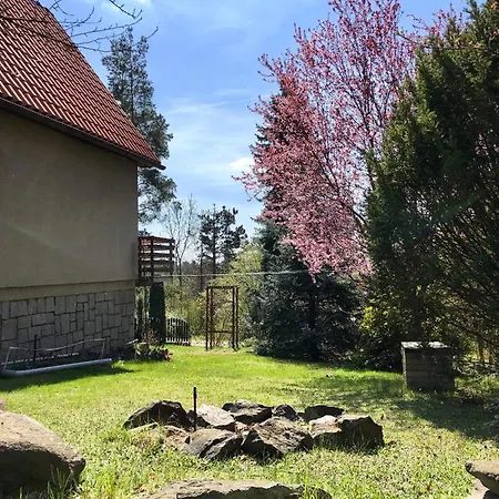 Chata se zahradou Týnec nad Labem Exteriér fotografie