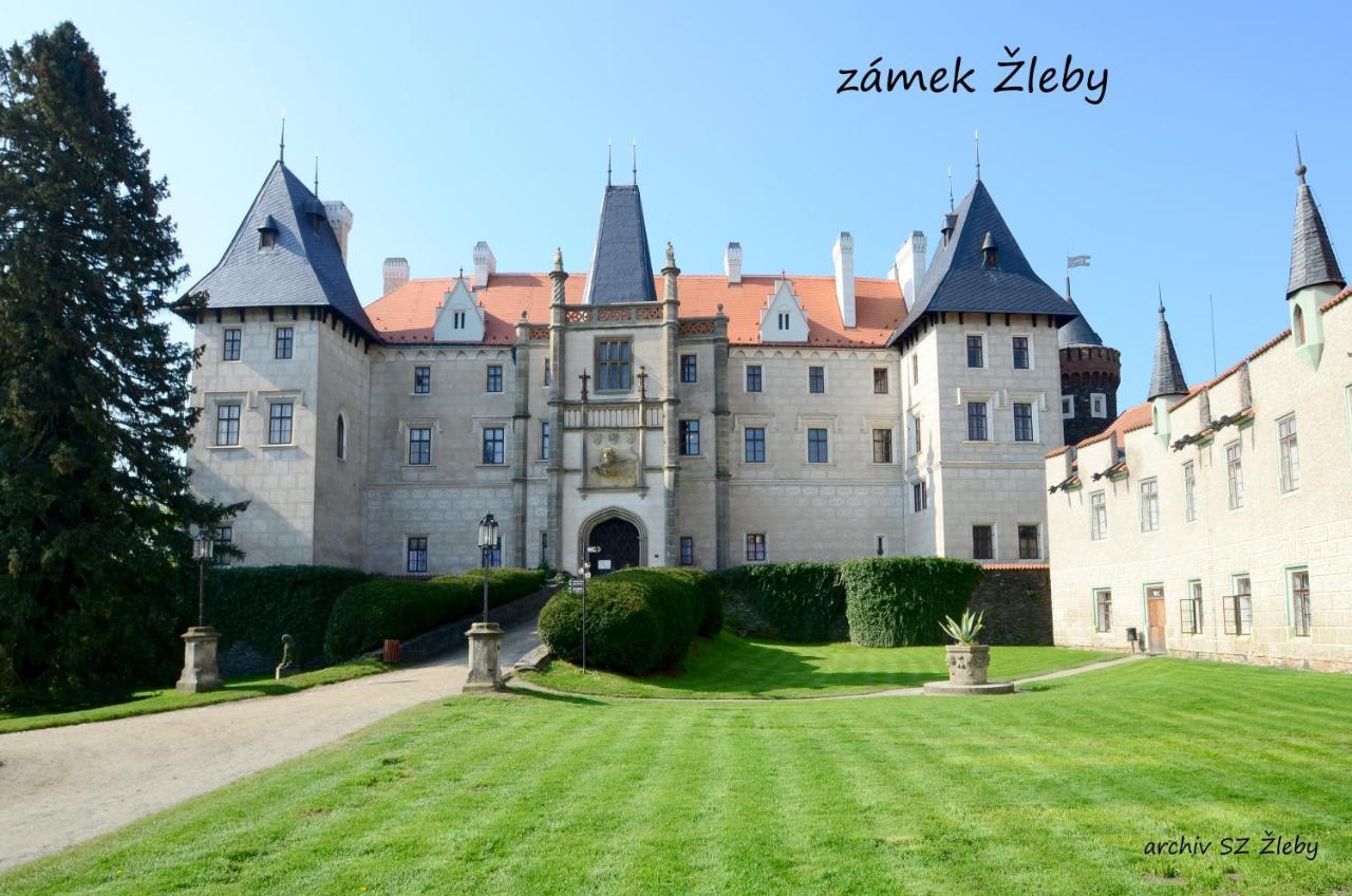 Se Zahradou * Tynec nad Labem